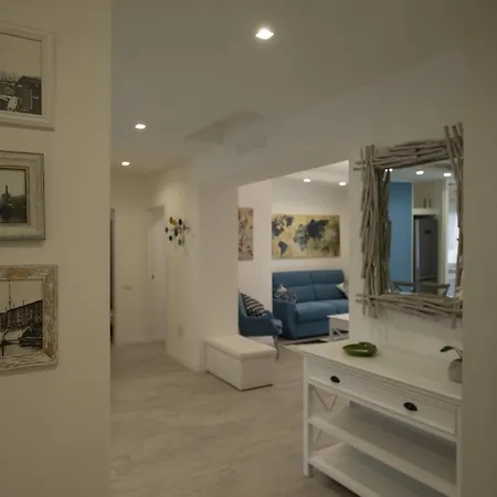 Roberto House Lejlighed